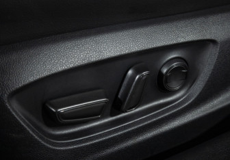 Подержанный автомобиль Toyota Camry Sedan 2020 года (15 фото)