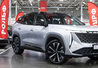 Подержанный автомобиль Geely Atlas 2024 года (5 фото)