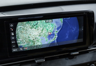Подержанный автомобиль Kia Carnival 2021 года (28 фото)
