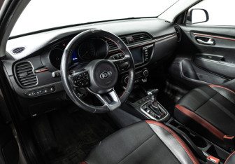 Подержанный автомобиль Kia Rio Sedan 2020 года (11 фото)