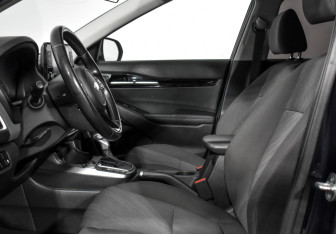 Подержанный автомобиль Kia Seltos 2021 года (10 фото)