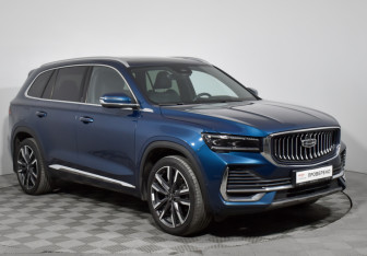 Подержанный автомобиль Geely Monjaro 2023 года (3 фото)