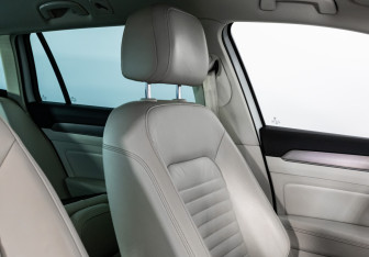 Подержанный автомобиль Volkswagen Passat Wagon 2019 года (23 фото)