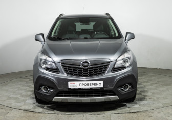 Подержанный автомобиль Opel Mokka 2014 года (2 фото)