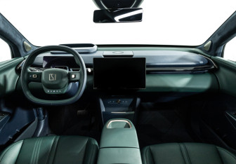 Подержанный автомобиль Zeekr X 2024 года (13 фото)