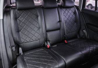 Подержанный автомобиль Volkswagen Tiguan 2013 года (24 фото)