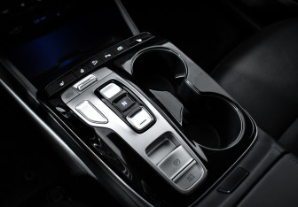 Подержанный автомобиль Hyundai Tucson 2022 года (11 фото)