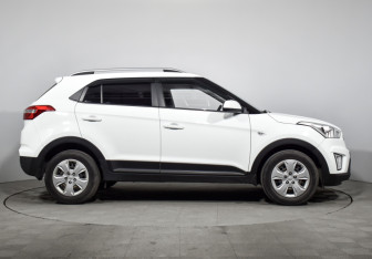 Подержанный автомобиль Hyundai Creta 2021 года (4 фото)