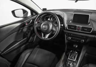 Подержанный автомобиль Mazda 3 Sedan 2014 года (9 фото)