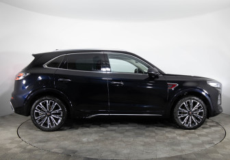 Подержанный автомобиль Hongqi HS5 2023 года (4 фото)