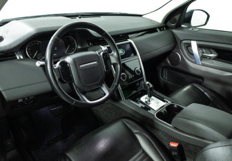 Подержанный автомобиль Land Rover Discovery Sport 2019 года (11 фото)