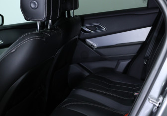 Подержанный автомобиль Land Rover Range Rover Velar 2019 года (23 фото)