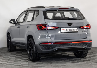 Подержанный автомобиль Jetta VS5 2023 года (8 фото)