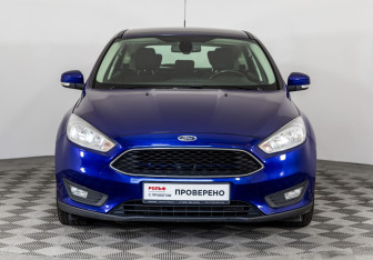 Подержанный автомобиль Ford Focus Hatchback 2016 года (2 фото)