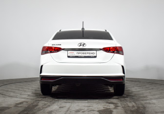Подержанный автомобиль Hyundai Solaris Sedan 2021 года (6 фото)