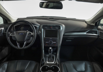 Подержанный автомобиль Ford Mondeo Sedan 2016 года (9 фото)