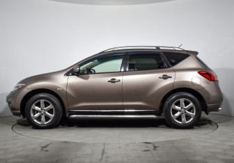 Подержанный автомобиль Nissan Murano Suv 2011 года (8 фото)