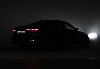 Подержанный автомобиль Audi A4 Sedan 2021 года (27 фото)