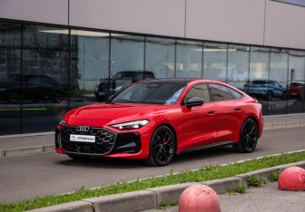 Подержанный автомобиль Audi A5 Liftback 2025 года (3 фото)