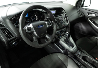 Подержанный автомобиль Ford Focus Wagon 2012 года (11 фото)