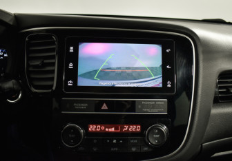 Подержанный автомобиль Mitsubishi Outlander 2019 года (19 фото)