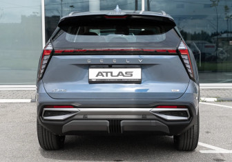 Новый Geely Atlas 2025 (5 фото)