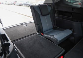 Подержанный автомобиль Volkswagen Teramont 2021 года (33 фото)