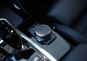 Подержанный автомобиль BMW X4 2021 года (13 фото)