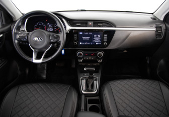 Подержанный автомобиль Kia Rio Sedan 2021 года (9 фото)