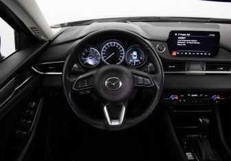 Подержанный автомобиль Mazda 6 Sedan 2018 года (10 фото)