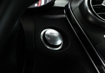 Подержанный автомобиль Mercedes-Benz GLC Coupe 2017 года (17 фото)