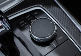 Подержанный автомобиль BMW X5 2019 года (21 фото)