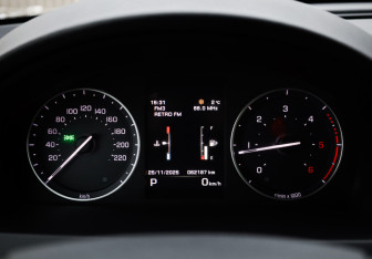 Подержанный автомобиль Land Rover Freelander 2012 года (14 фото)