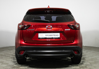Подержанный автомобиль Mazda CX-5 2016 года (6 фото)