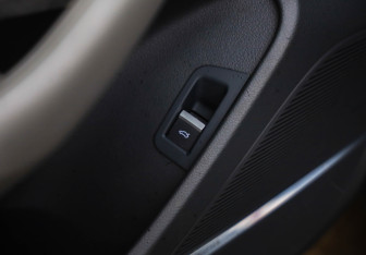 Подержанный автомобиль Audi Q8 2019 года (26 фото)