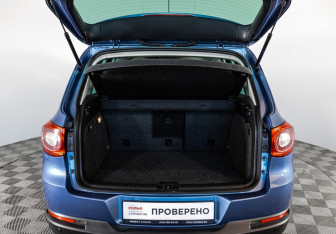 Подержанный автомобиль Volkswagen Tiguan 2011 года (21 фото)