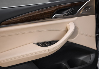 Подержанный автомобиль BMW X3 2019 года (23 фото)