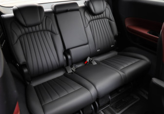 Подержанный автомобиль GAC M8 2024 года (29 фото)