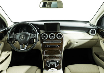 Подержанный автомобиль Mercedes-Benz GLC Coupe 2015 года (13 фото)