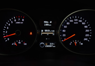 Подержанный автомобиль Kia Sportage 2014 года (18 фото)