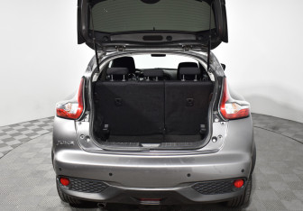 Подержанный автомобиль Nissan Juke 2014 года (18 фото)