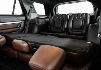 Подержанный автомобиль Ford Explorer 2019 года (30 фото)