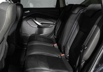 Подержанный автомобиль Ford Kuga 2018 года (10 фото)