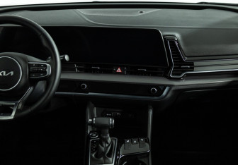 Подержанный автомобиль Kia Sportage 2025 года (14 фото)