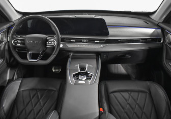 Подержанный автомобиль Chery Tiggo 8 Pro Max 2024 года (14 фото)