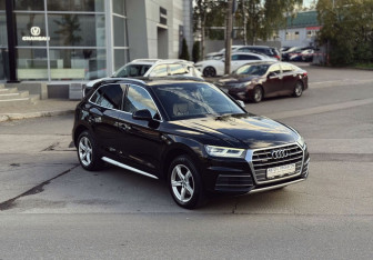 Подержанный автомобиль Audi Q5 2017 года (3 фото)