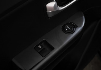 Подержанный автомобиль Kia Rio Sedan 2011 года (9 фото)