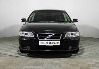 Подержанный автомобиль Volvo S60 2007 года (2 фото)