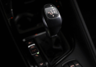 Подержанный автомобиль BMW X1 2017 года (20 фото)