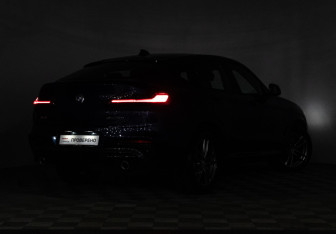 Подержанный автомобиль BMW X4 2019 года (27 фото)
